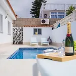 Ocean Vibes With Sea View And Private Heated Pool 펜션 *