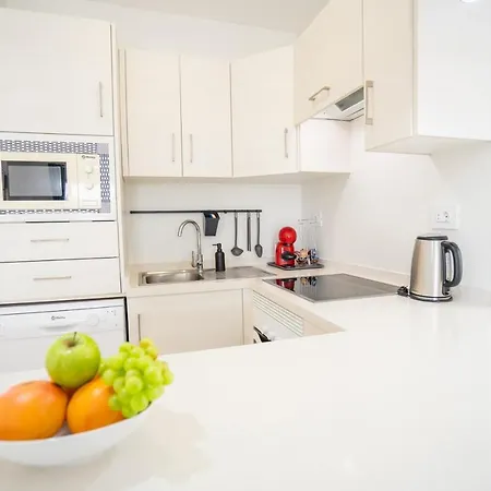 Ocean Vibes With Sea View And Private Heated Pool Holiday home *