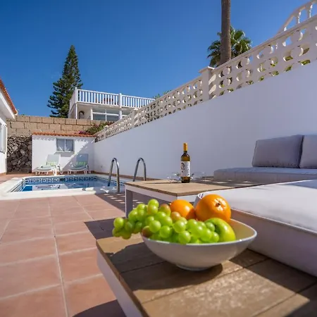 Ocean Vibes With Sea View And Private Heated Pool Holiday home *