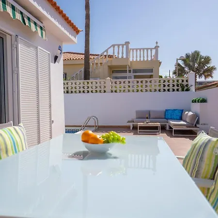 Holiday home Ocean Vibes With Sea View And Private Heated Pool *