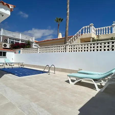Ocean Vibes With Sea View And Private Heated Pool Holiday home